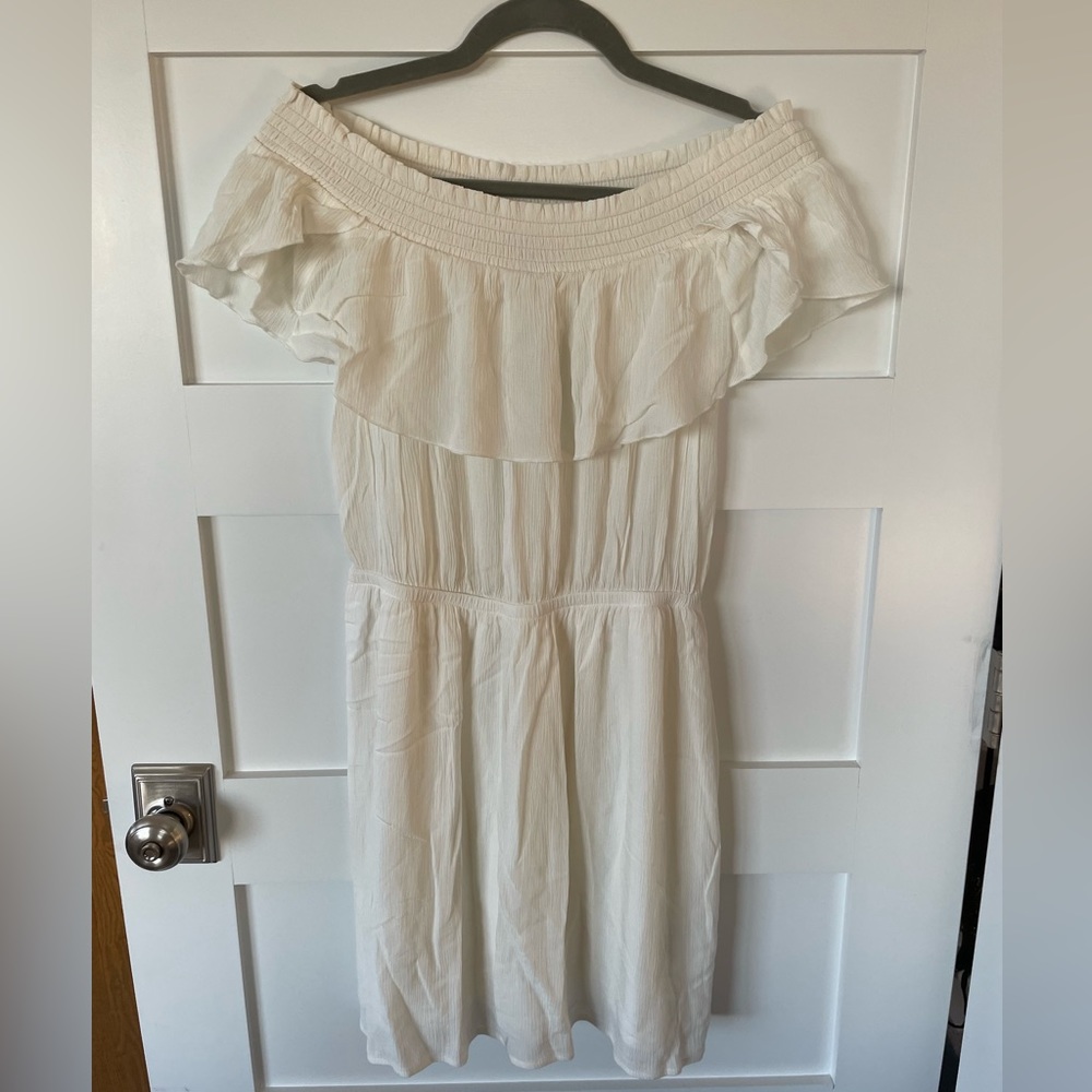 Women’s EXPRESS off Shoulder Dress Size medium NEW WITH TAG